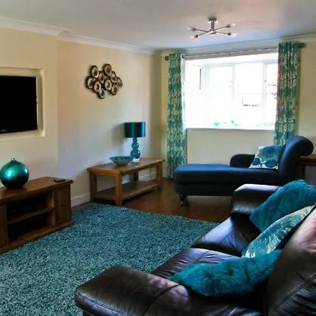 Water's Edge * Whitby